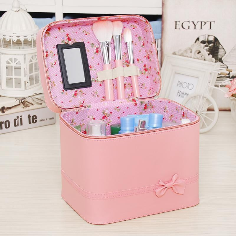 Vanity Case for Women - Compact & Stylish Travel Makeup Organizer