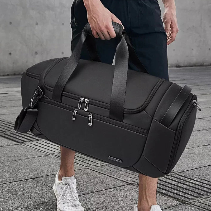 Weekend Bag for Men: Stylish & Sporty