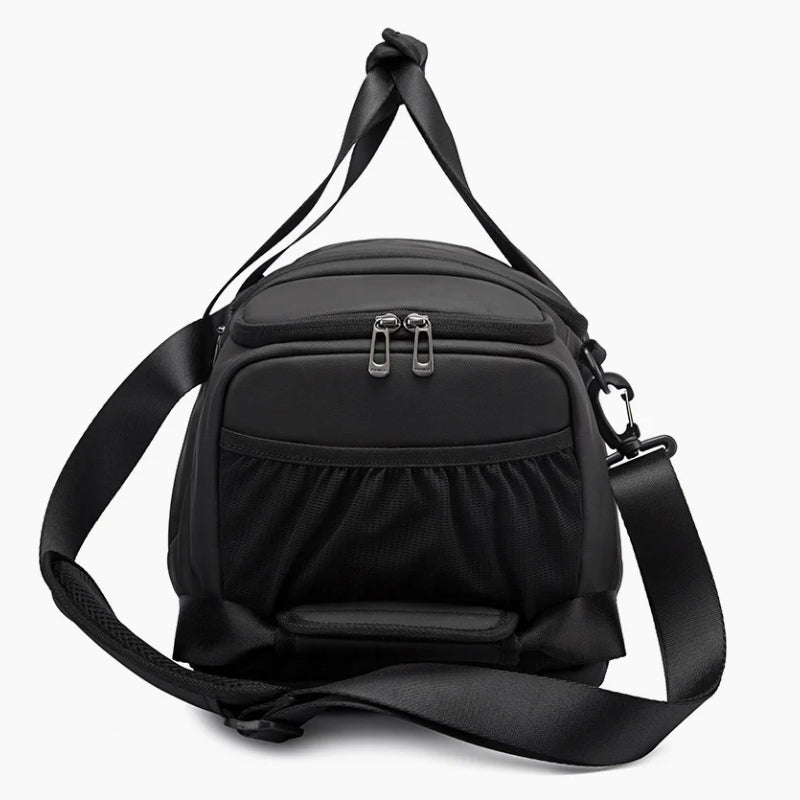 Weekend Bag for Men: Stylish & Sporty